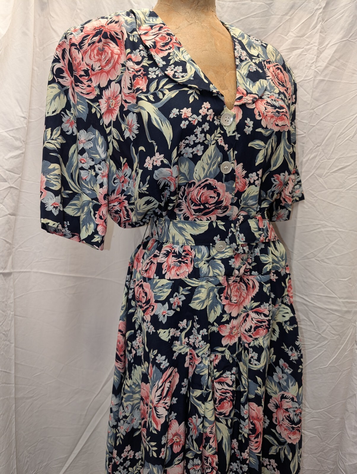 1980’s Black Green Pink Rayon Floral Dress by E.D. Michaels Size 13/14
