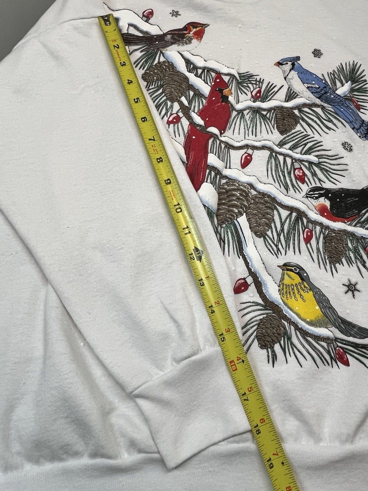 Vintage Nutcracker Puffy Graphic Christmas Sweatshirt Cardinal Snow Birds Medium