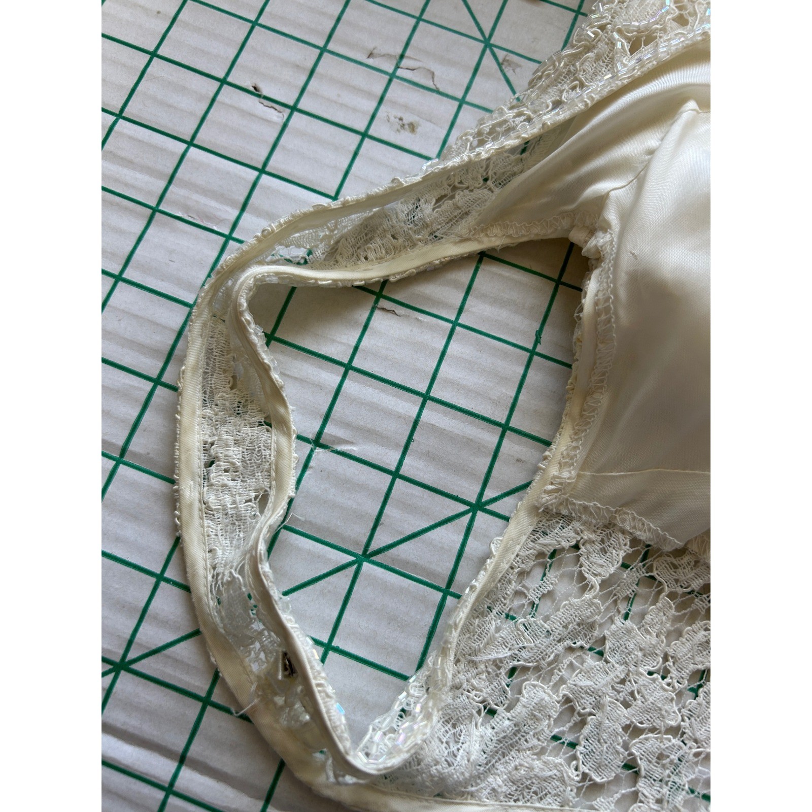 Vintage 90s Cache Ever After Ivory Lace Sequin Maxi Gown Dress Womens 6 Ivory