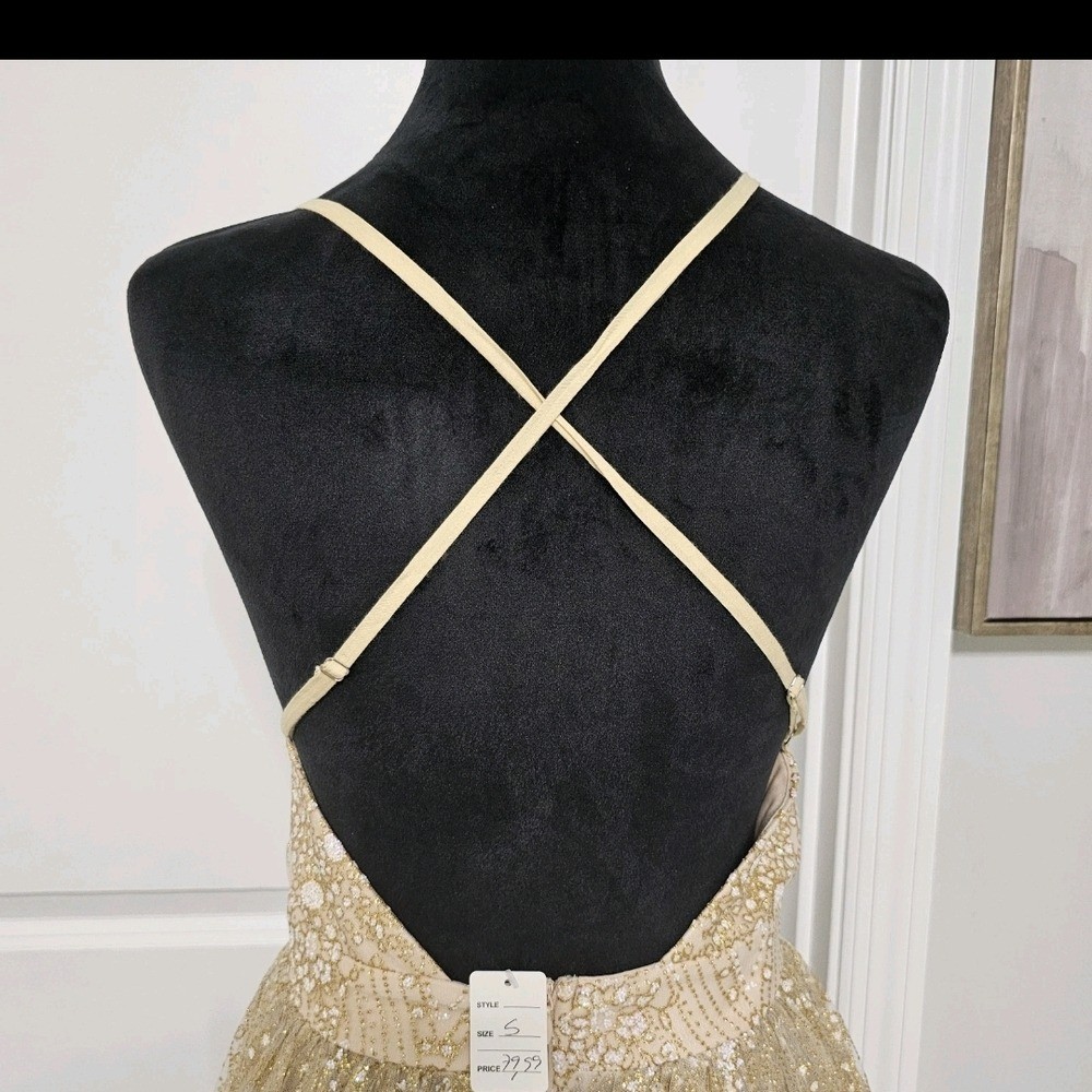 NWT Luxxel Elegant Ivory Glitter Overlay Deep V-Neck Dress Women’s Wedding Small