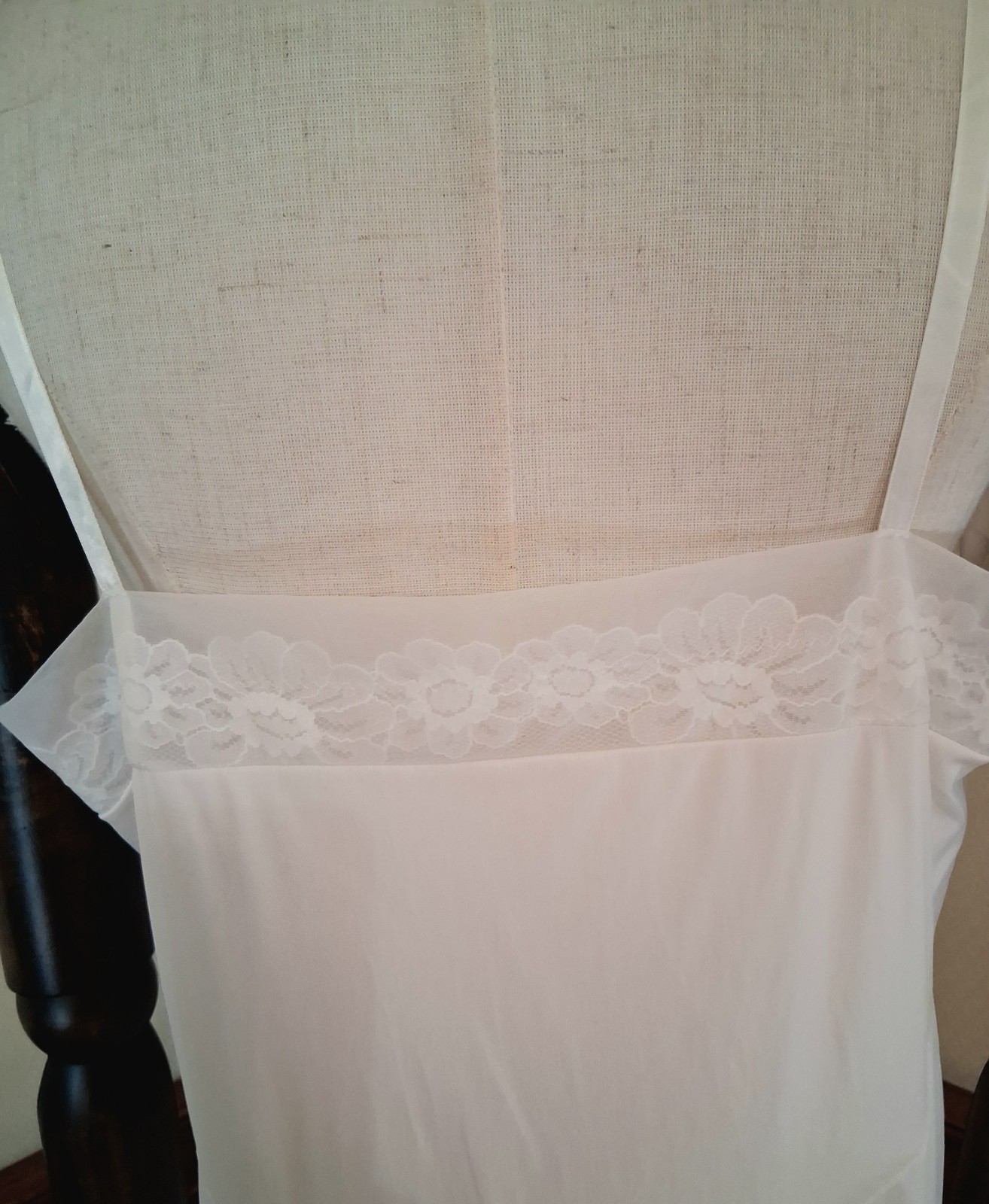 Vintage 1970s Vanity Fair White Lacy Romantic Cottagecore Coquette Slip Dress