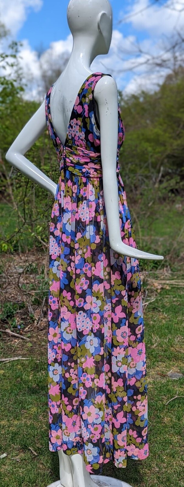 VINTAGE 1970’S FLORAL POLY CHIFFON LONG DRESS W BELTED WAIST