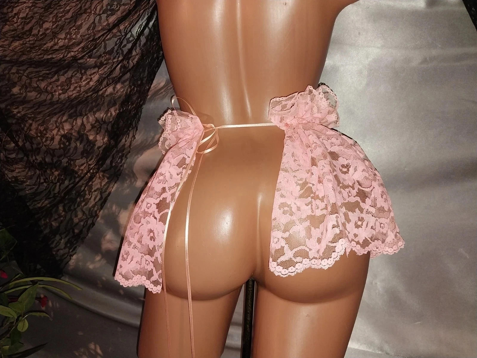 VTG SATIN LIQUID SHINY FARR WEST ESQUE HALF SLIP WIDE RUFFLES LACE PEACH PINK SM