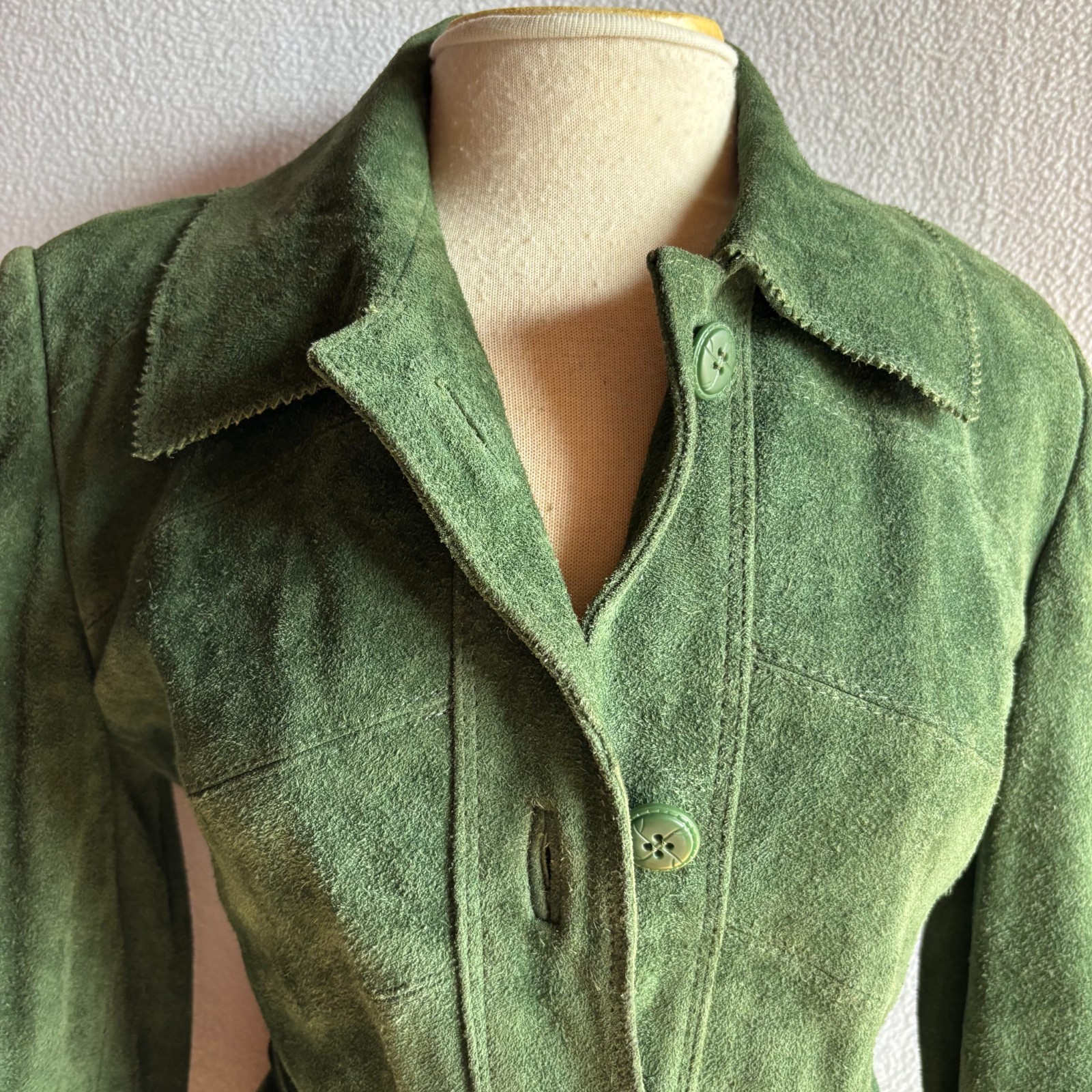 Vintage 1970s Green Suede Belted Jacket The Tannery 36 Bust