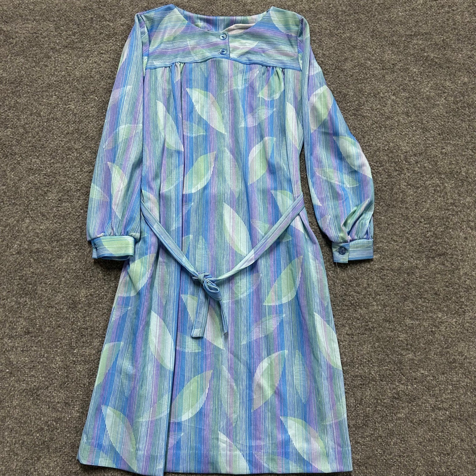 Nancy Frock Dress Womens Size 14.5 Blue Purple Leaf Print Vintage USA Midi Tie