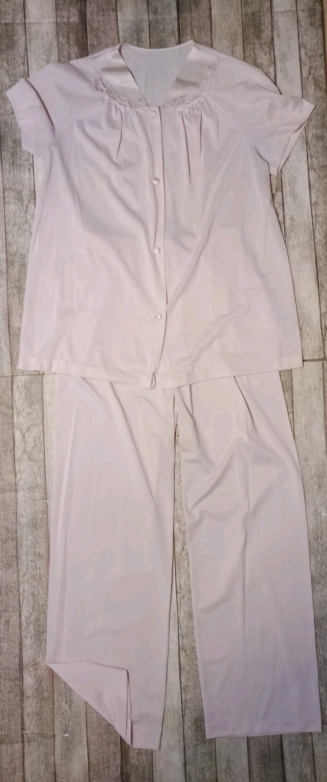 Vanity Fair 3 Piece Pajama & Robe Set Sz 34 Pink Nylon Feminine Classic Vintage