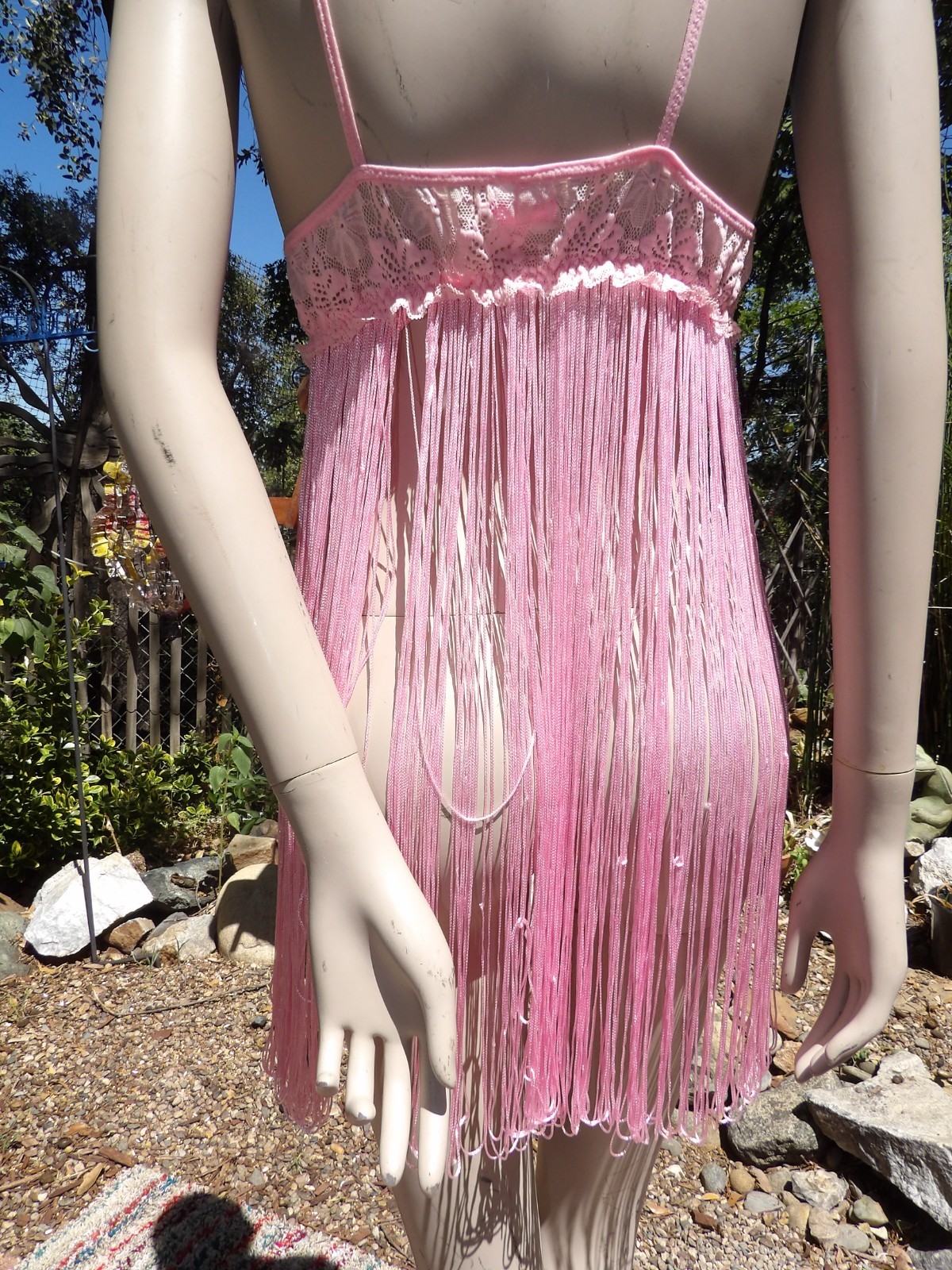 VTG SHIRLEY OF HOLLYWOOD PINK FRINGE & LACE BABY DOLL NIGHTY M