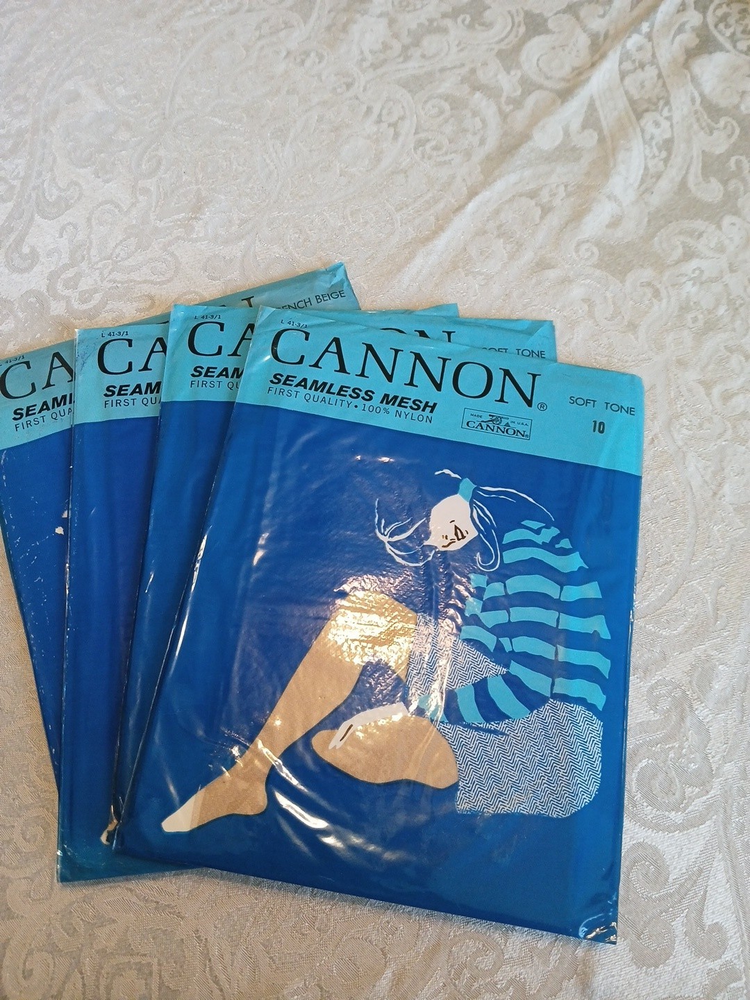 Lot Of 4 Vintage Cannon 1960s Seamless Mesh Stockings Nylon Size 10 Unopened