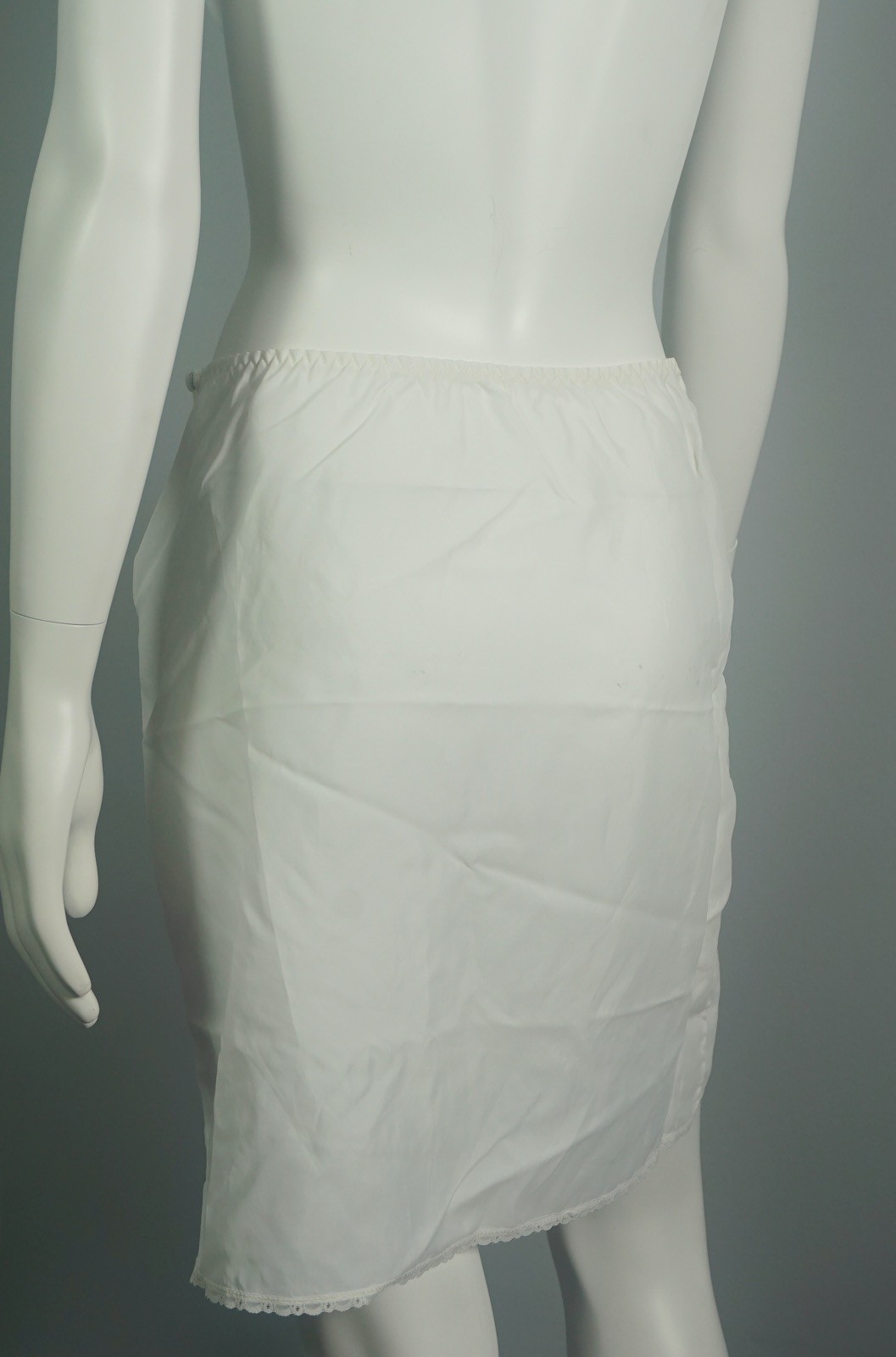Underskirt white Triumph International Style Classique 38 70s G 1.38Z