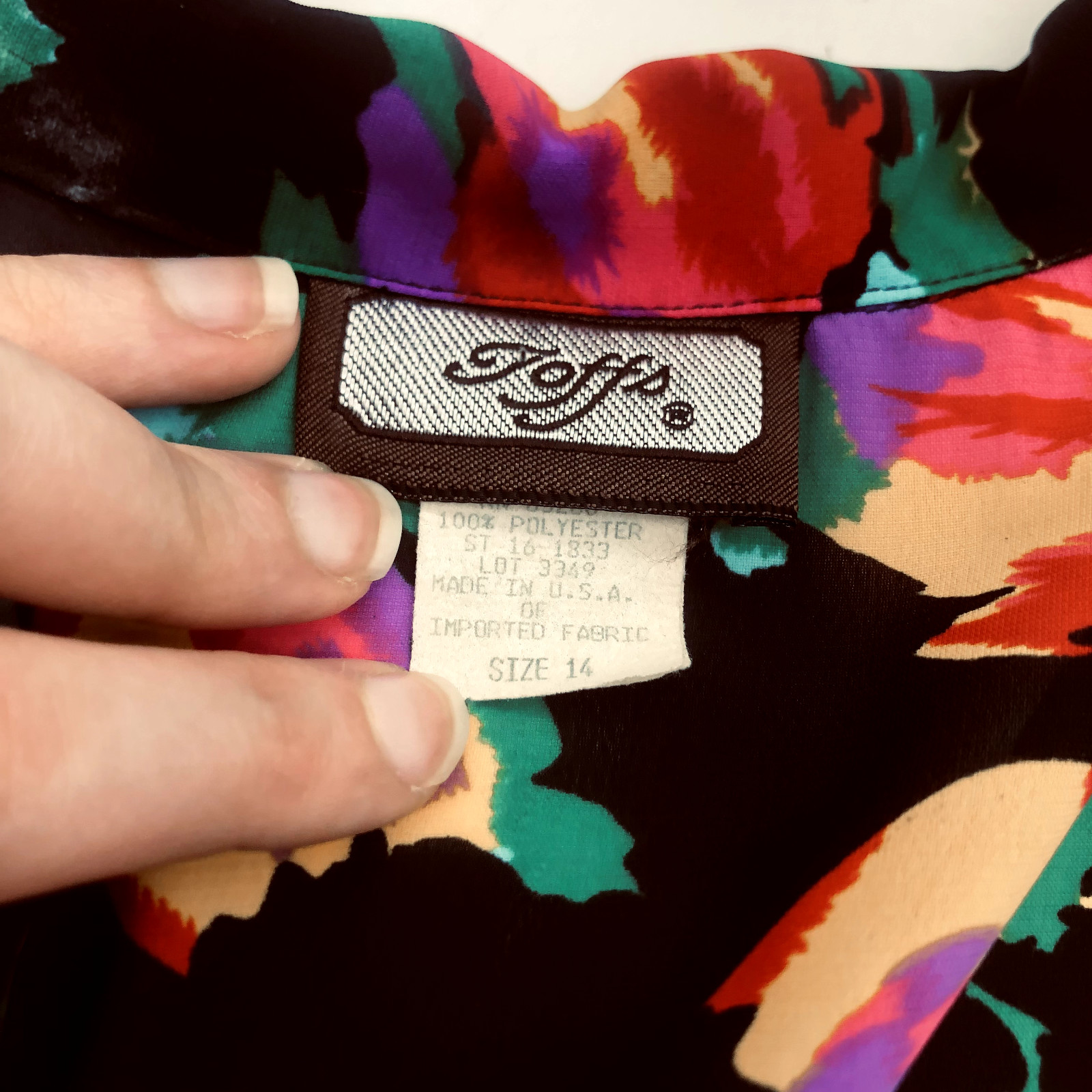 Toffs Artistic Floral Button Up Shoulder Pads 1980’s Vintage Made In USA