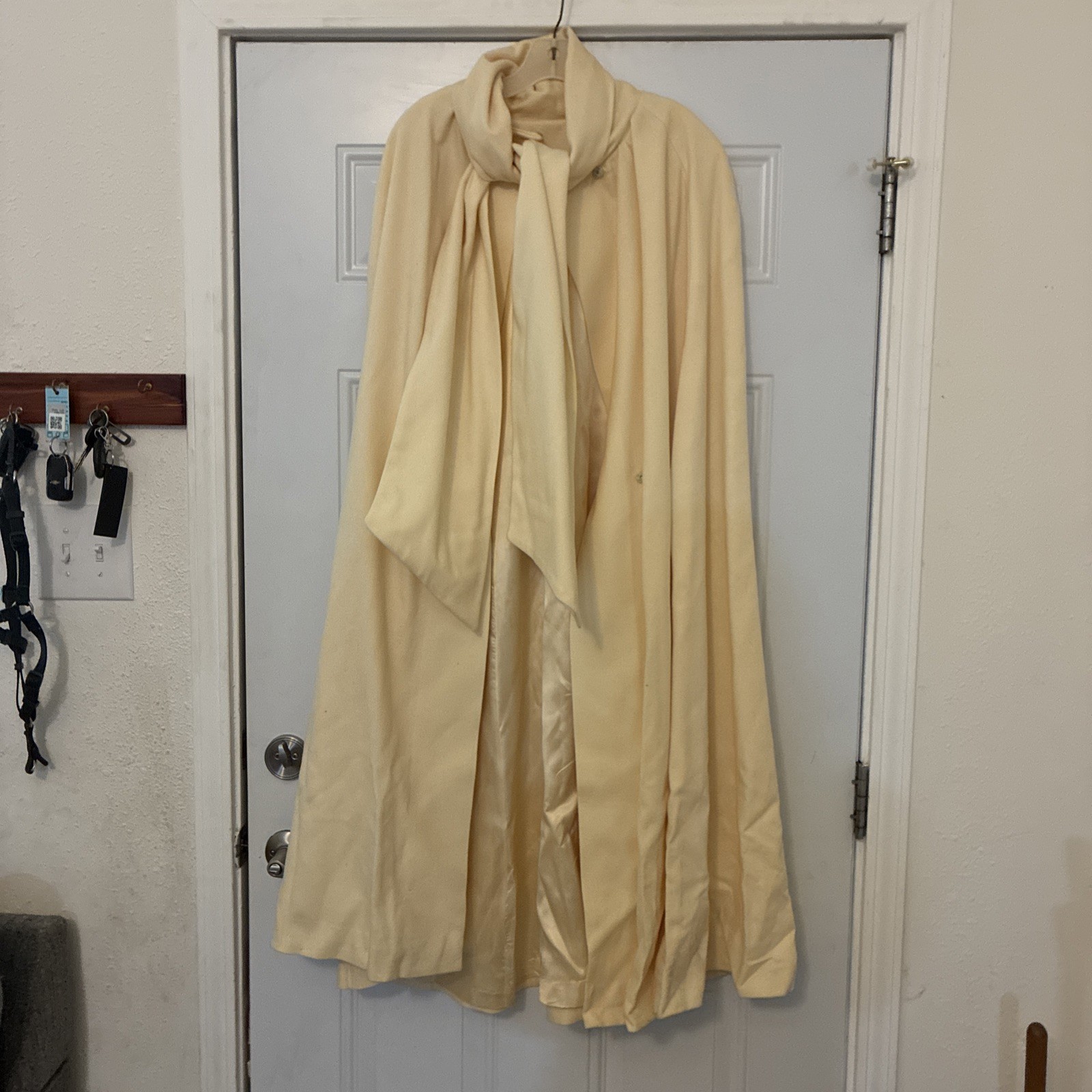 Vintage Merino Sleeveless Coat With Tie Neck 100% Pure Wool Made In USA