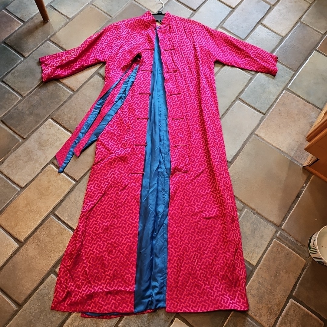 Vtg 40s/50s Dynasty Red/Pink Greek Key Blue Asian Robe Slit Sides Silk/Rayon S/M