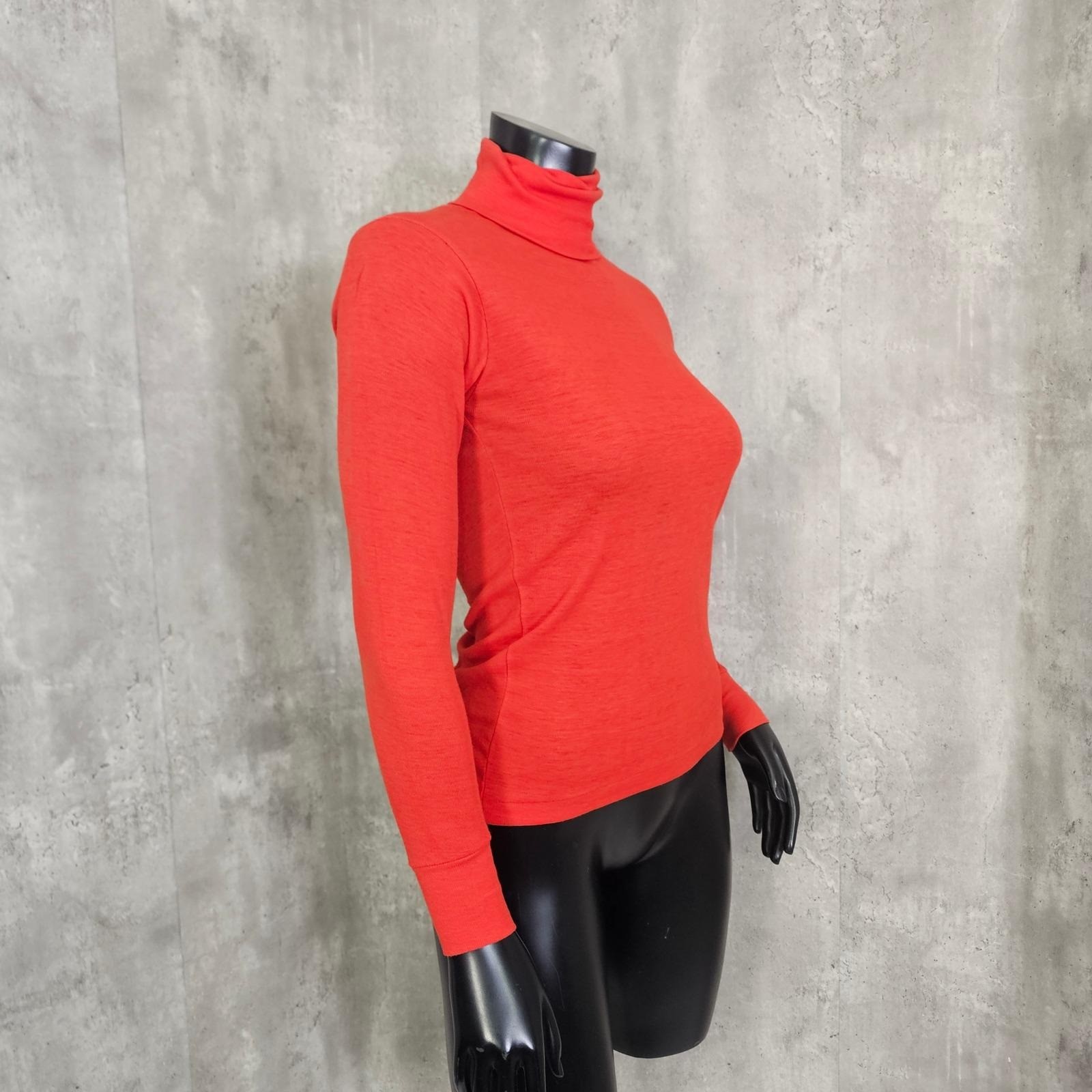 Vintage Point East Red Orange Turtleneck Top Stretch Knit Long Sleeve Womens