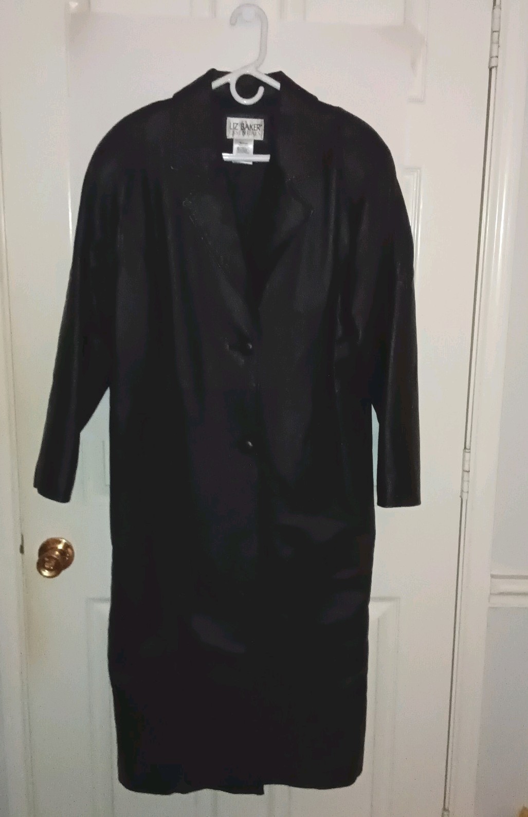 Vintage Women Liz Baker Essentials Long Black Leather Coat Pockets Shoulder Pads