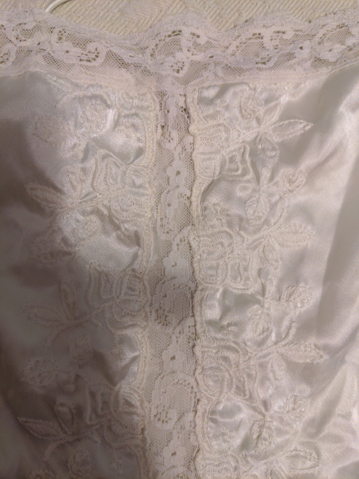 VTG 40s Teddy Playsuit Romper Satin Silky Oily Flutter Leg White Bridal MEDIUM