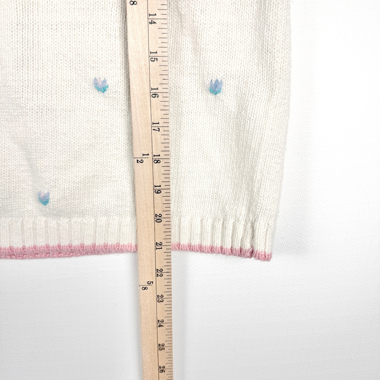 Vintage Floral Embroidered Knit Sweater Cream S/M Cottagecore Grandma Feminine