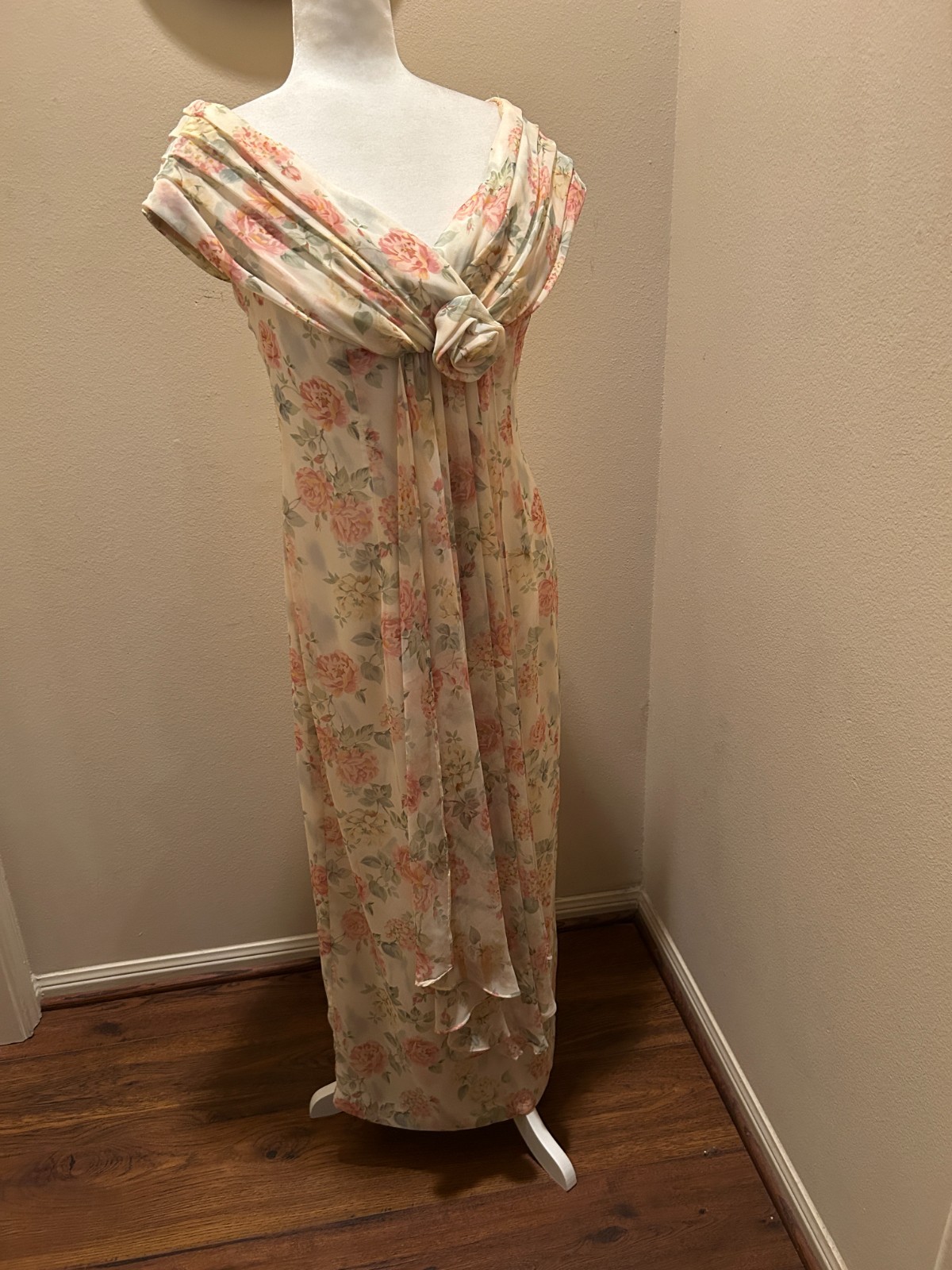 Vintage CDC Evening Maxi Floral Roses Tea Dress Size M made USA
