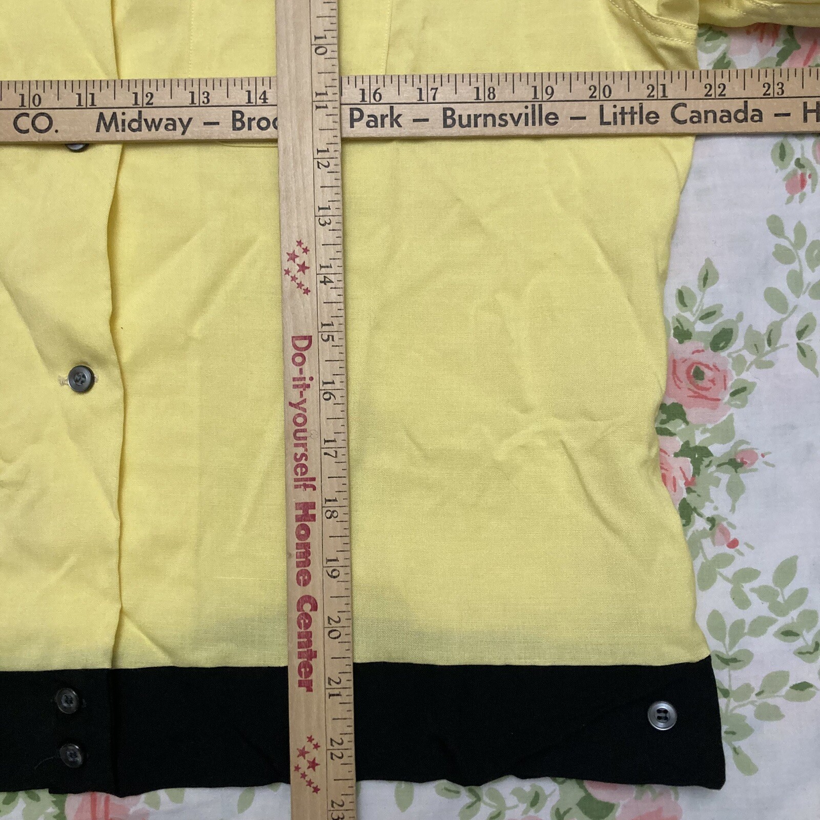 VTG Lane Mate 60s Women’s Rayon Yellow & Black Button Up Bowling Shirt Sz 40 L