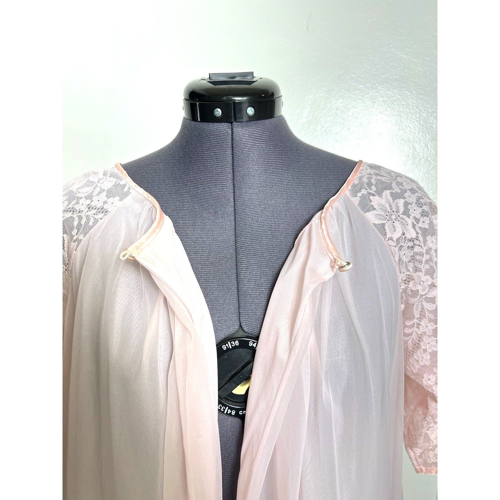 Vintage 1950s Vanity Fair Pink Chiffon Peignoir Robe Lace Sheer Babydoll XS