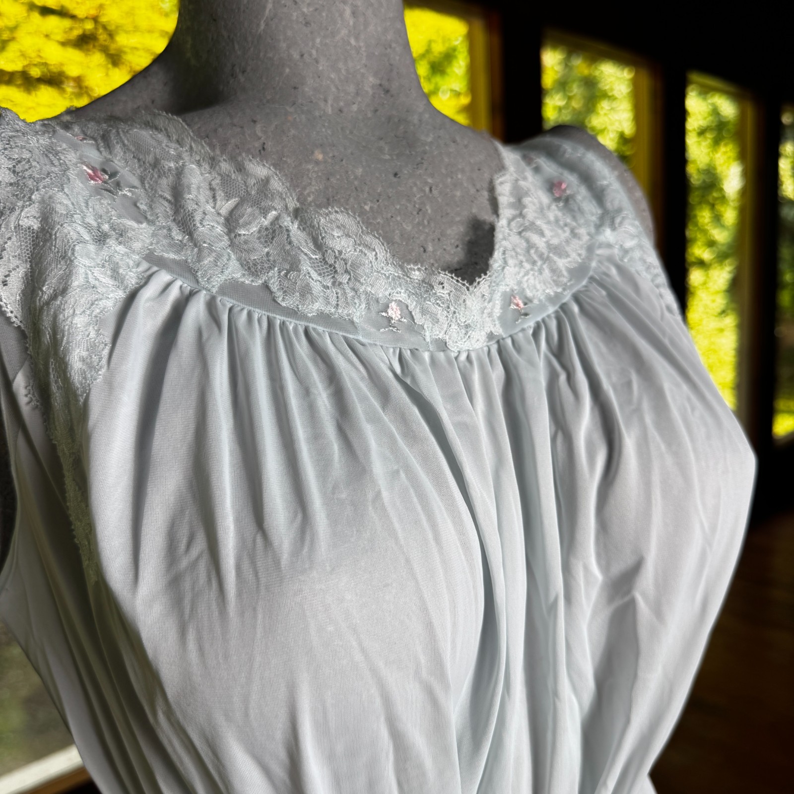 Vintage 60s Shadowline Nightgown Nylon Lace Trim Rosettes USA Blue Women’s Large