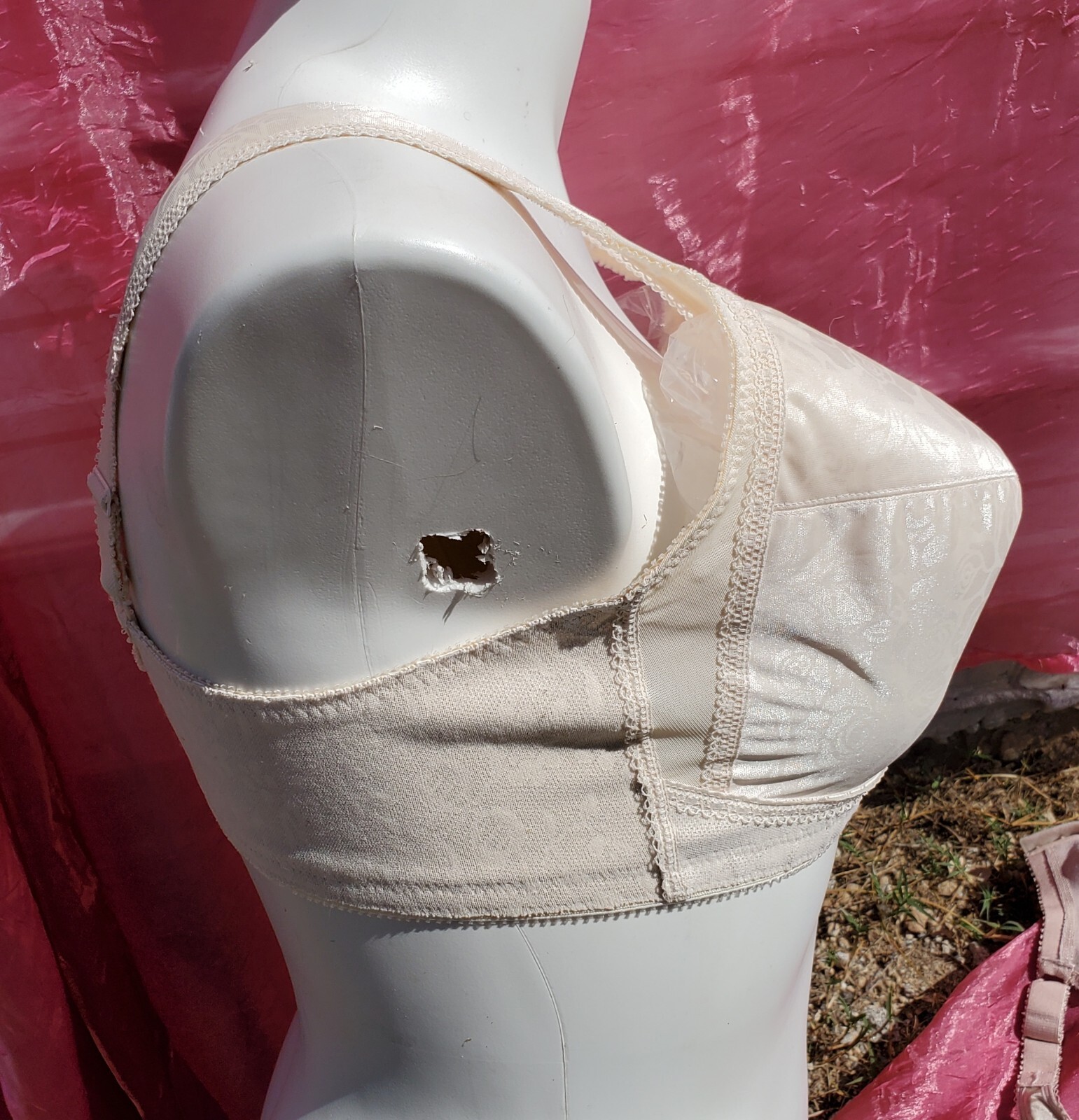 Playtex Bra Size 44B Beige Silky Lace Sexy Sissy Pin-up Crossdress Y2K
