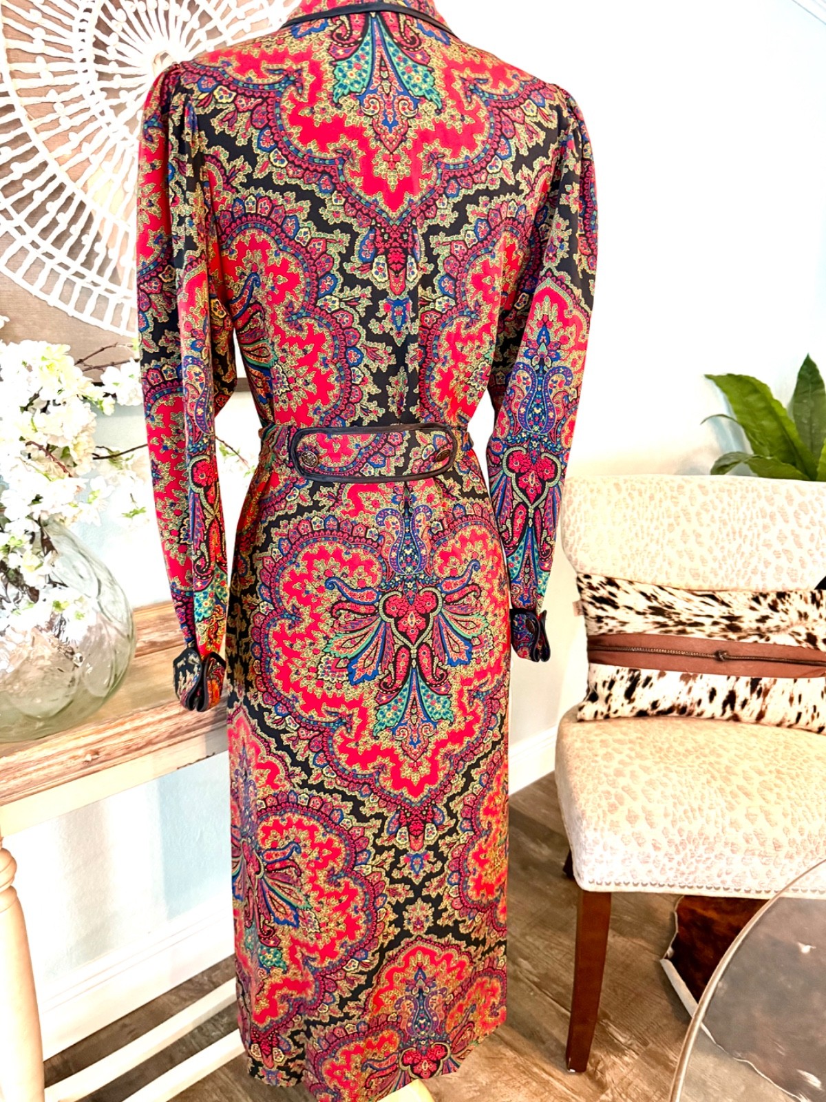 Vintage R Michael Allen 80’s Paisley Red Black Robe Full Collar sz S