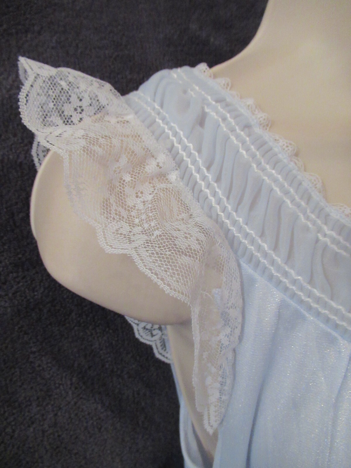 Vintage Spotlight Light Blue Nylon Shimmer Ruched Lace Trim Sleeveless Nighty L