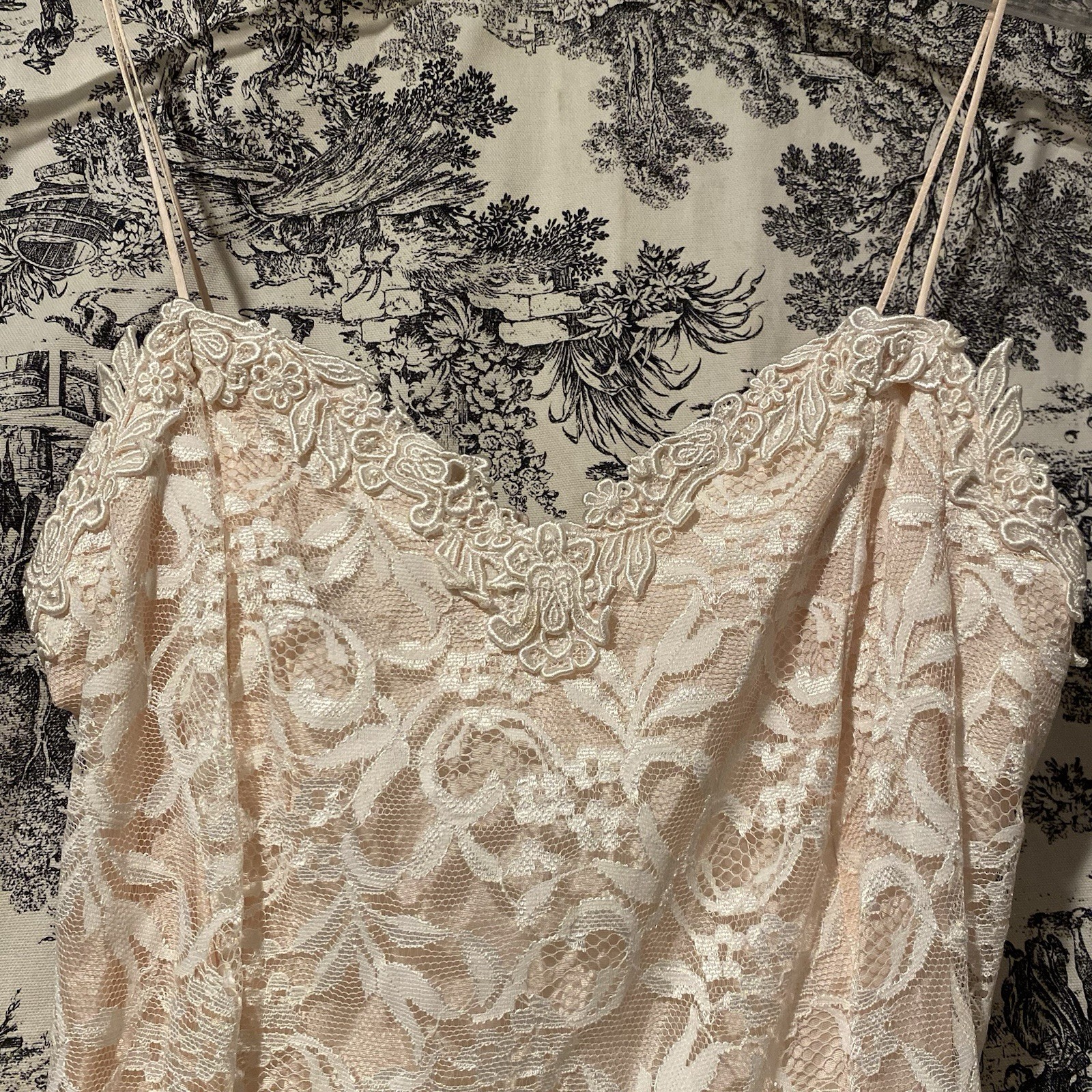 Vintage 1980s Cachet By Bari Protas Peachy Pink Lace Pencil Dress