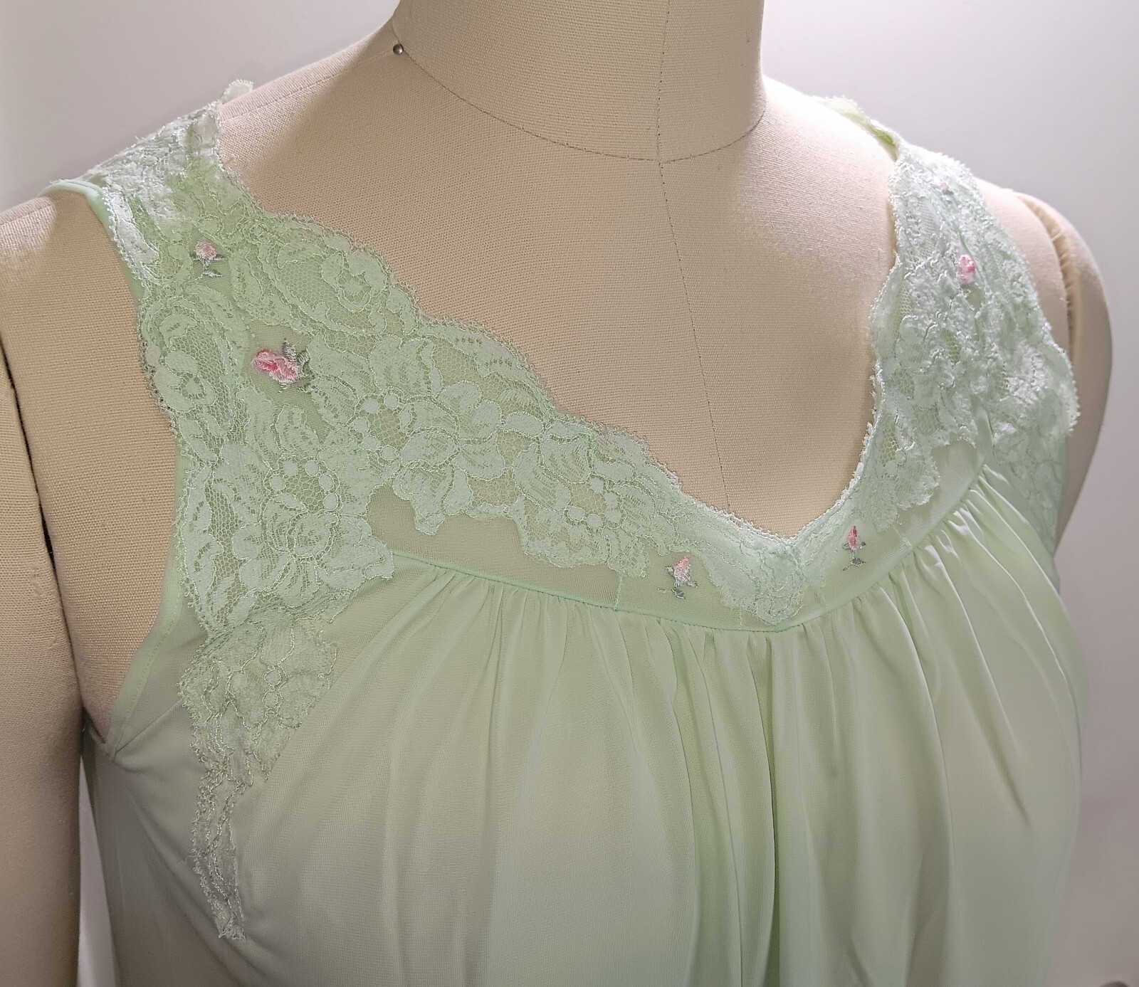 Vtg ShadowLine Pullover Long Nightgown Sz Sm Mint Green Lace Pink Rose Nylon USA