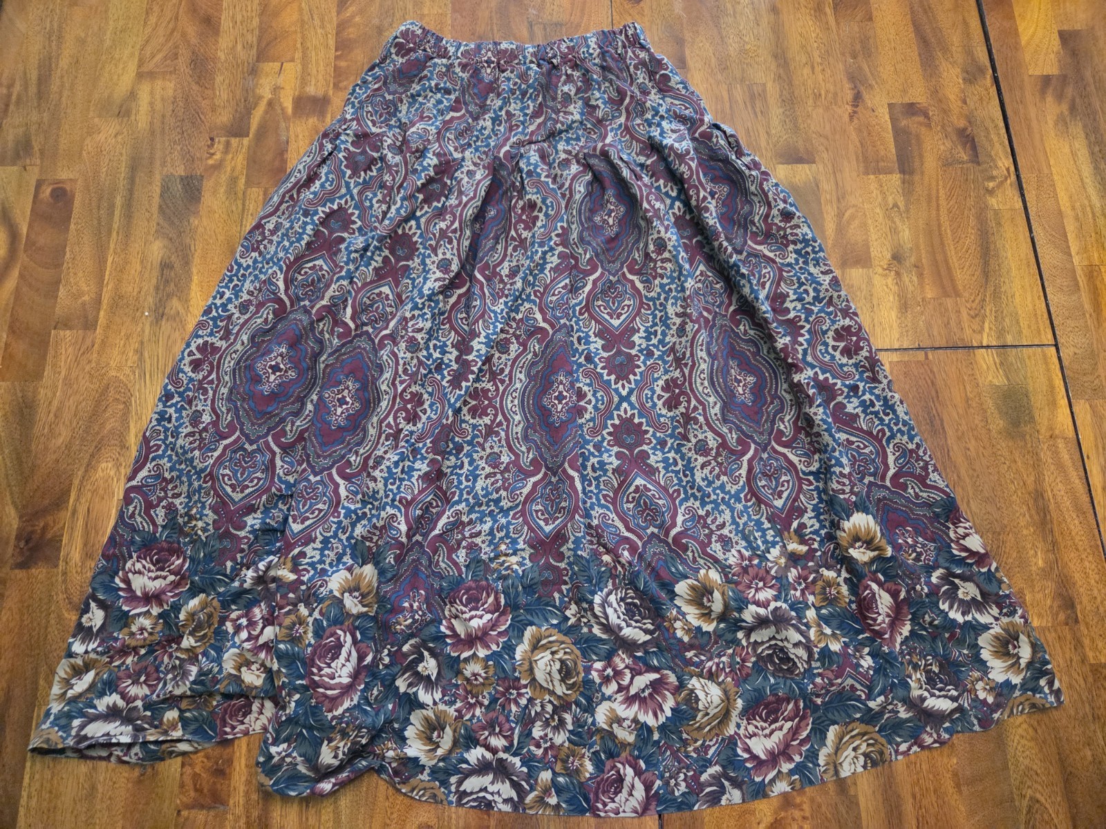 Vintage Talbots Midi Skirt Size Medium Paisley Floral Rayon Womens Burgundy Gold