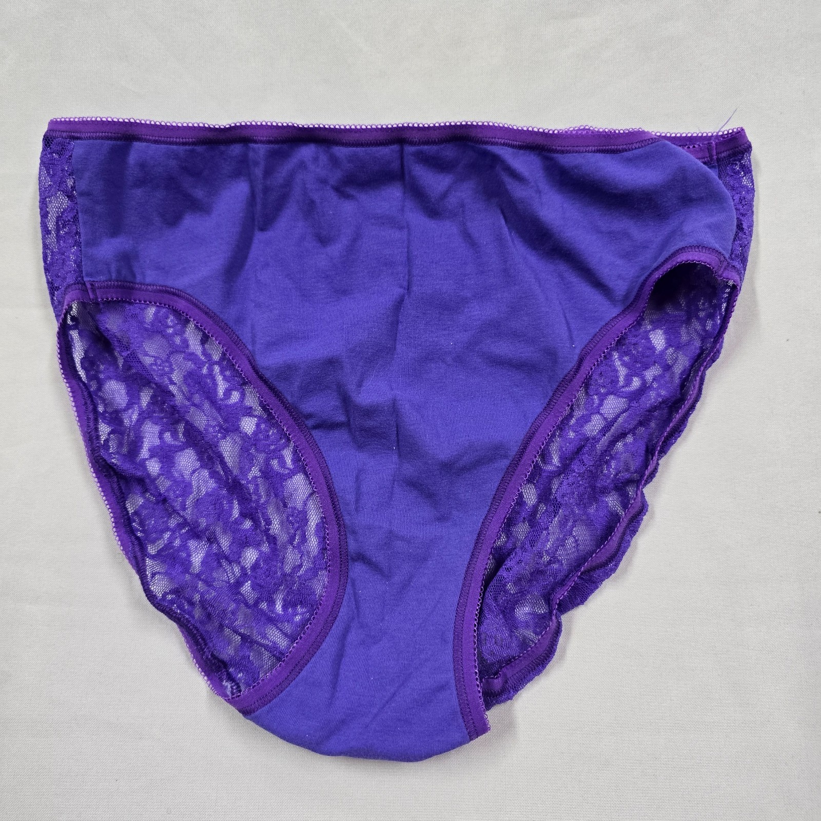 Vintage 2013 Victoria’s Secret Cotton Mesh Lace Back Panties Hi Cut 2 Pr Large