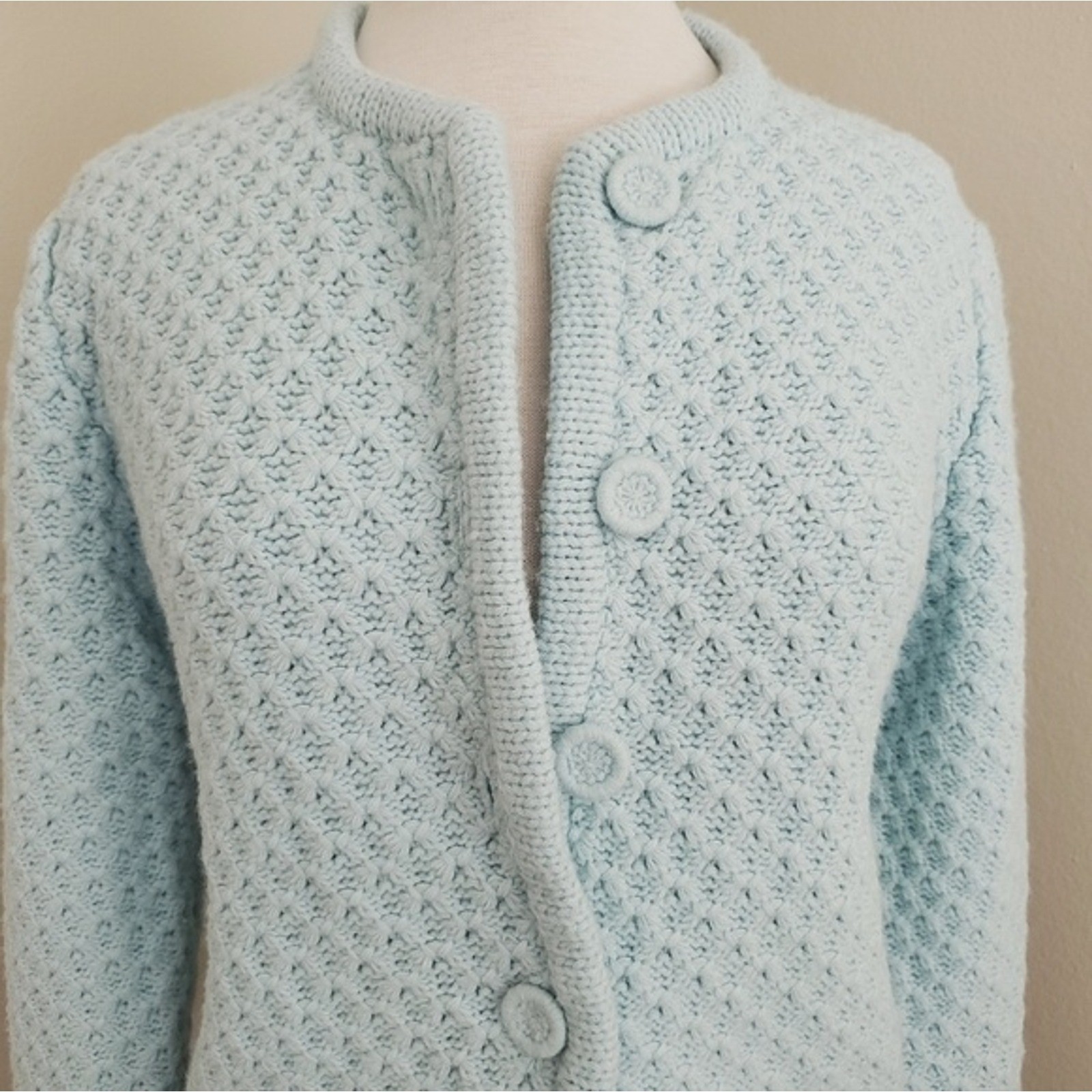 Vintage 50s Nasharr knit cardigan aqua pastel crochet sweater blue cottagecore S