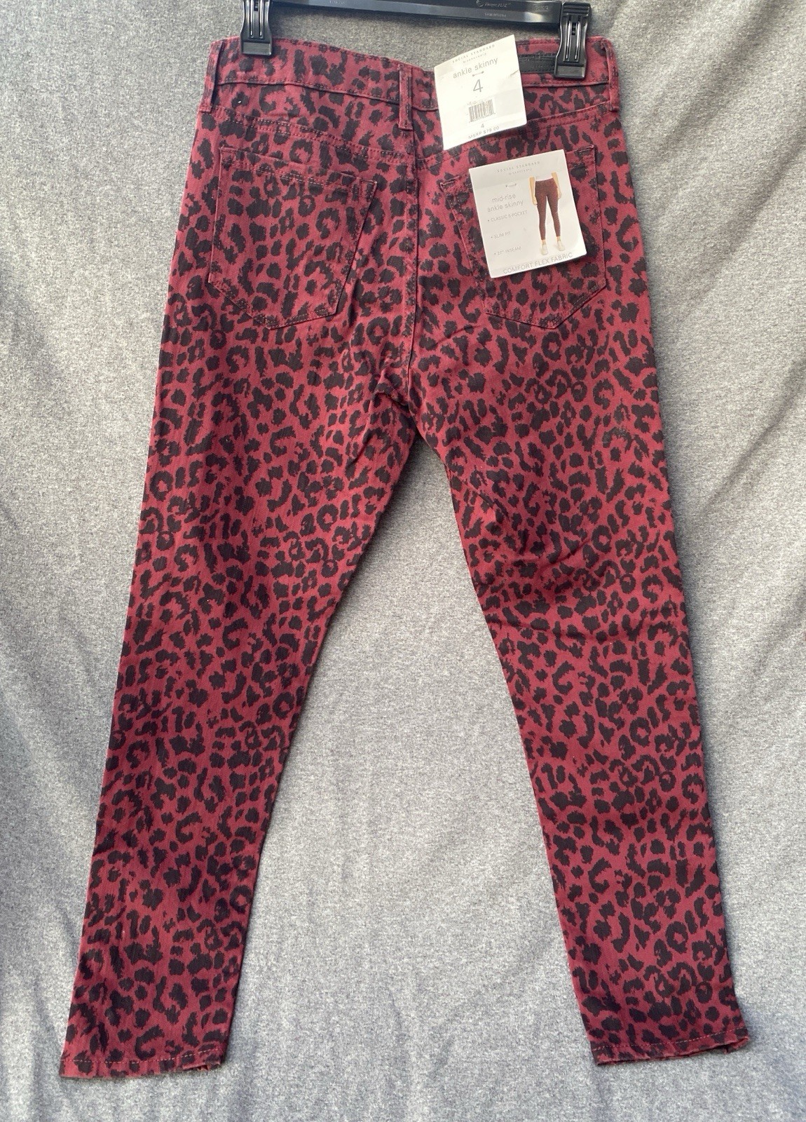 Maroon Cheetah Skinny Jeans Sz 4 By Social Standard New With Tags