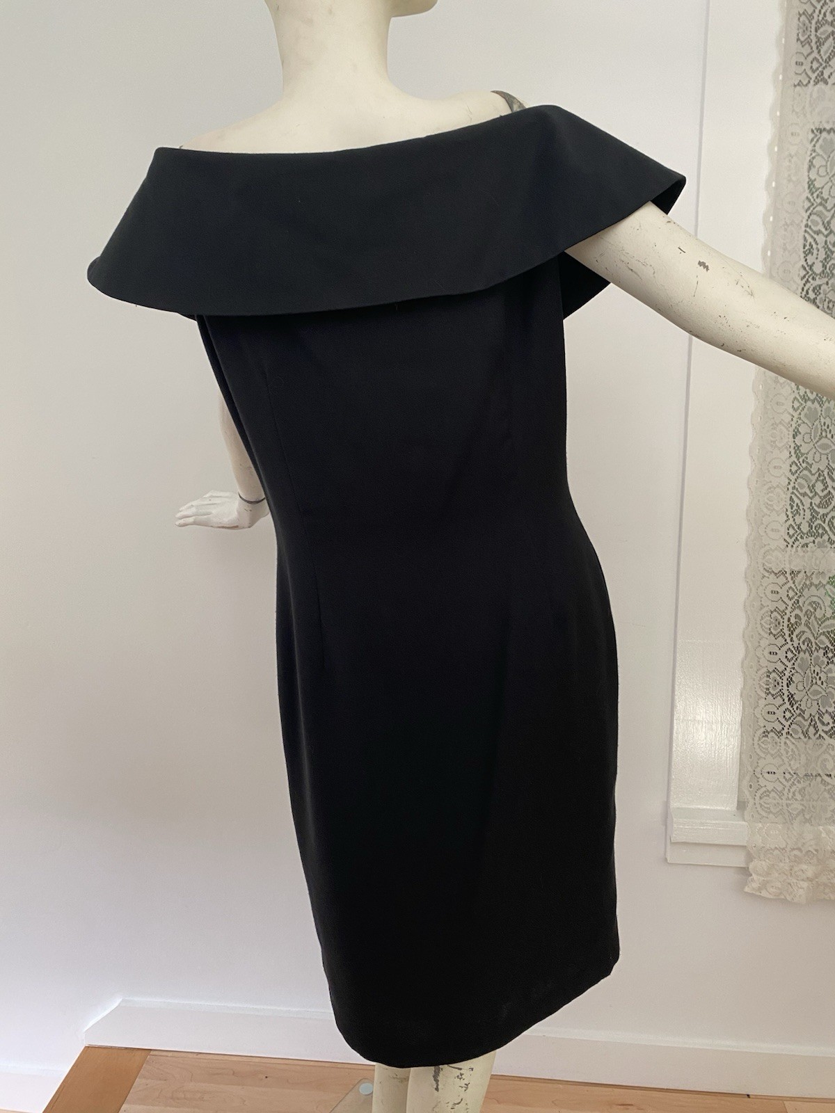 Vintage 80s Kathryn Conover NY USA Made Black Off Shoulder Button Up Dress Large