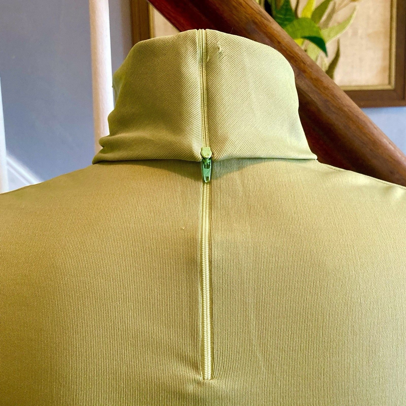 1970s Snap Pea Green Turtleneck Casual Mod Disco School Work 1960s Gogo