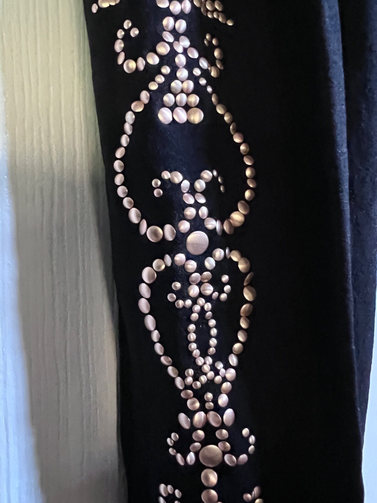 CHANEL 08A VINTAGE COCO CHANEL BLACK BEADED STOCKINGS Gold CC Size S FR34-36-38