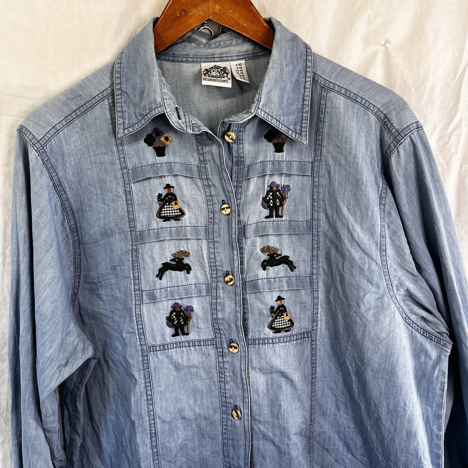 Hammerschmid Vintage Chambray Shirt Womens Size 40 German Cotton Embroidered
