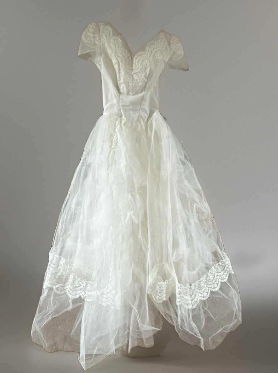 Vintage 1950s Ivory Ruffled Tulle Wedding Dress Gown Party Prom Lace Trim