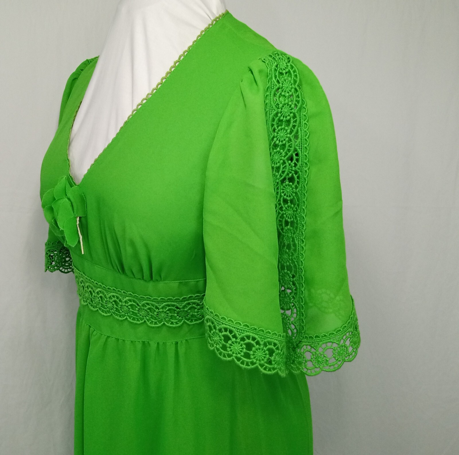 German Vintage 1970’s Women’s Green Evening Soiree Long Tall Dress 12