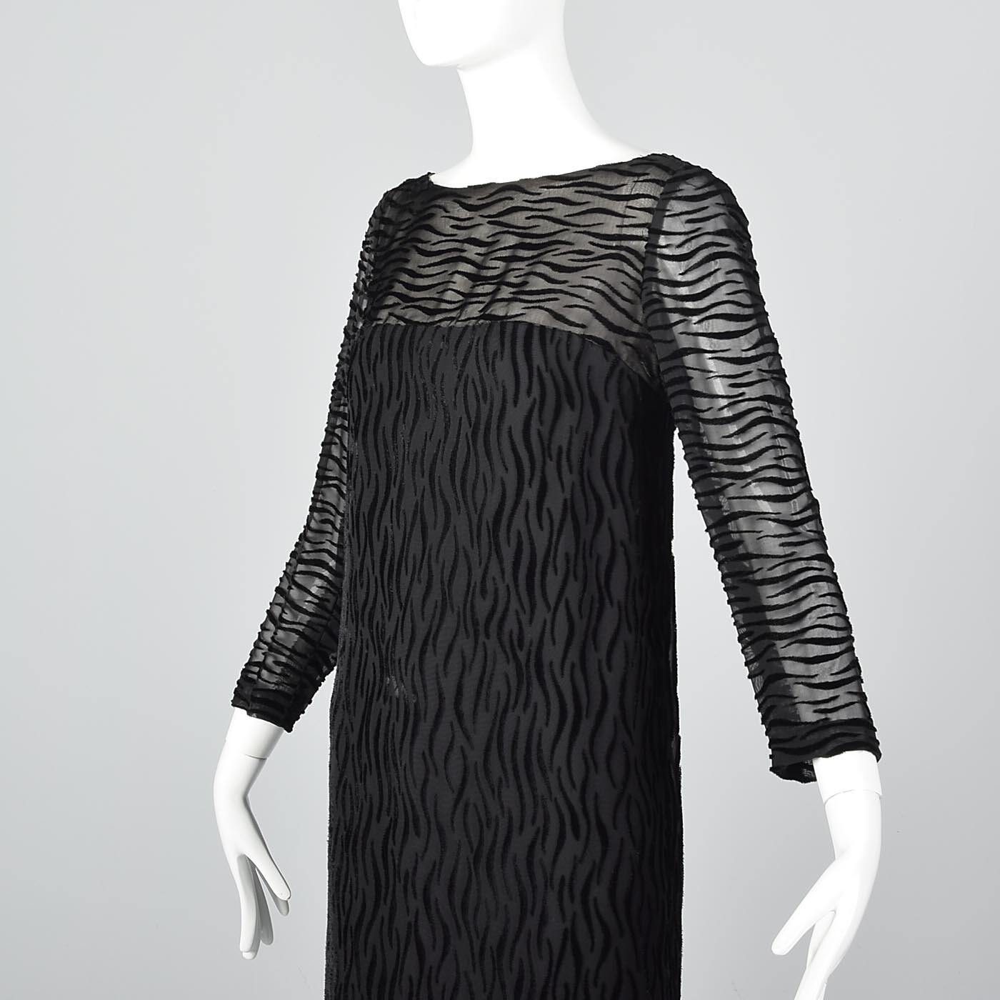 XS Vintage 1960s 60s Knee Length Little Black Dress Party Cocktail Shift Velvet
