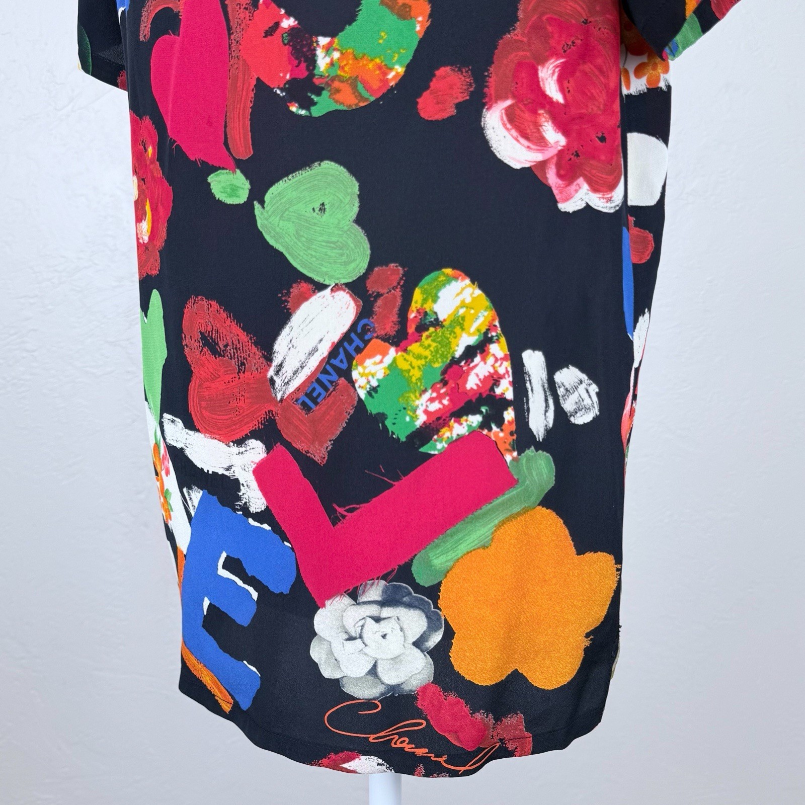 Chanel Vintage Iconic Spring 1992 Multicolor/ Black Silk T-Shirt Size 40 FR 8 US