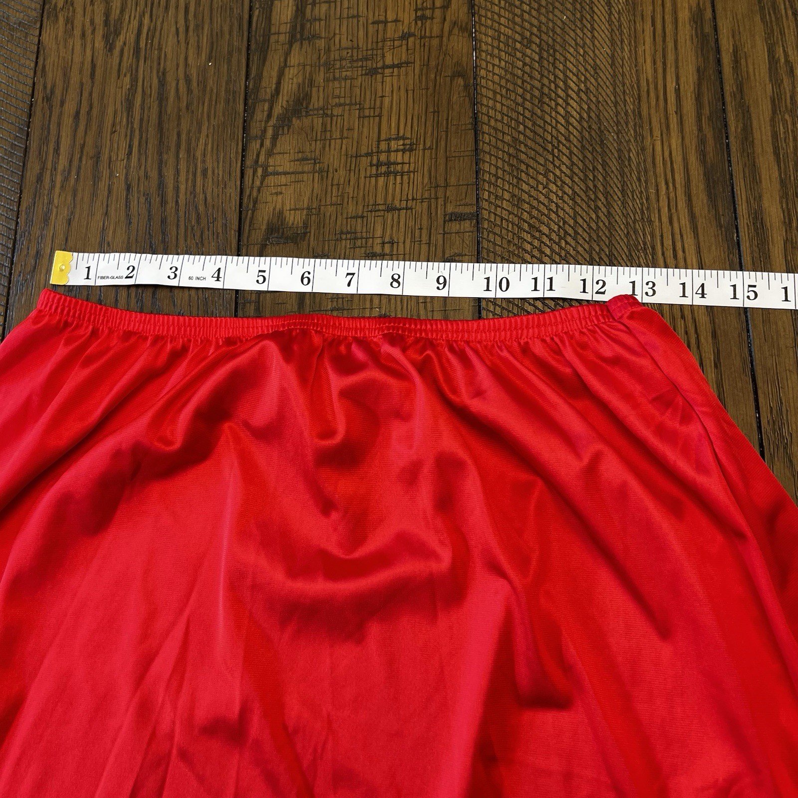 Vintage Vanity Fair L 28” Red Half Slip Antron III Nylon Lace Trim Side Slit USA