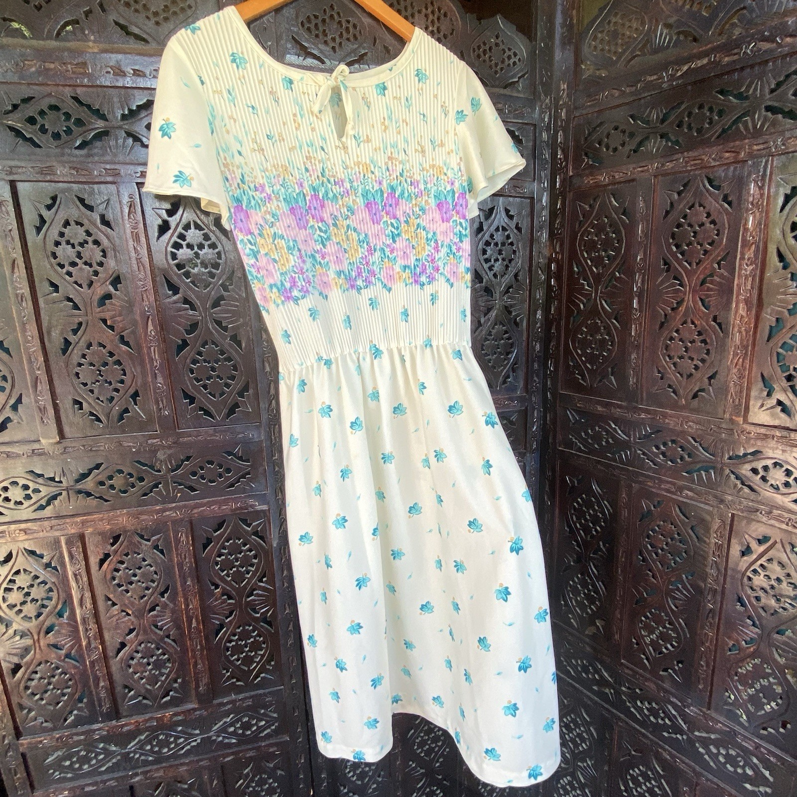 VTG Handmade Floral Leaf Pleated Dress Womens S/M Pastel Cottagecore Prairie S/S