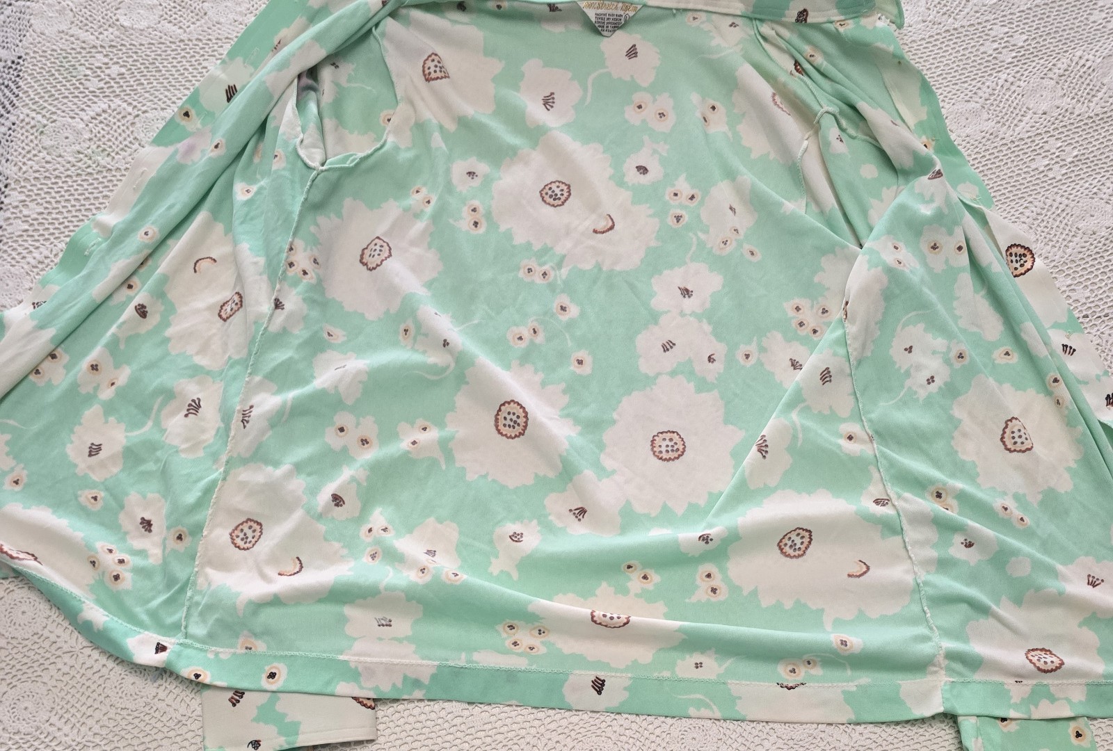70s Mint Green Floral Disco Shirt Dagger Collar Fits Modern XS/S (Tagged L)