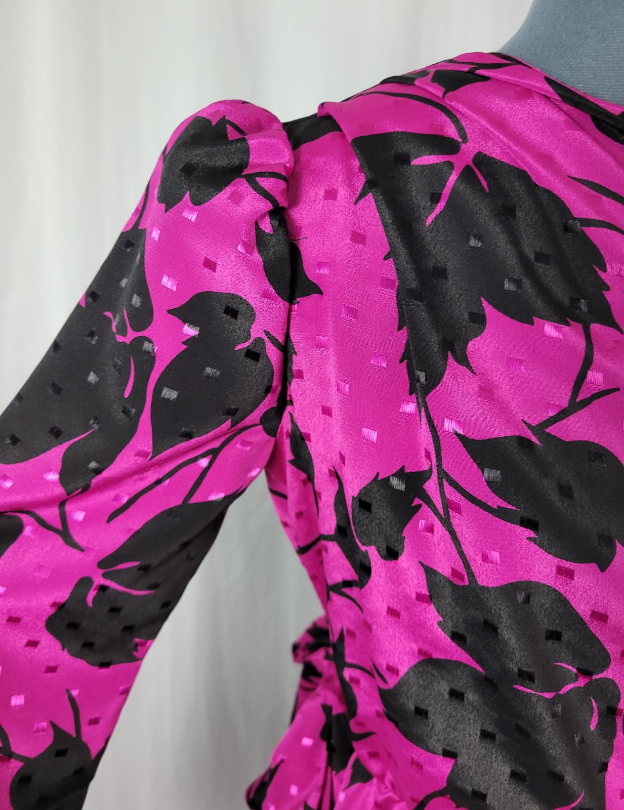 Vintage Jody of CA Pink & Black Faux Wrap Dress w Peplum & Tie Back Size 3/4