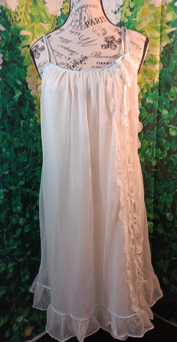 Dsigner Vintage White Blue Trim Nightgown Size Small #5527 Read Description