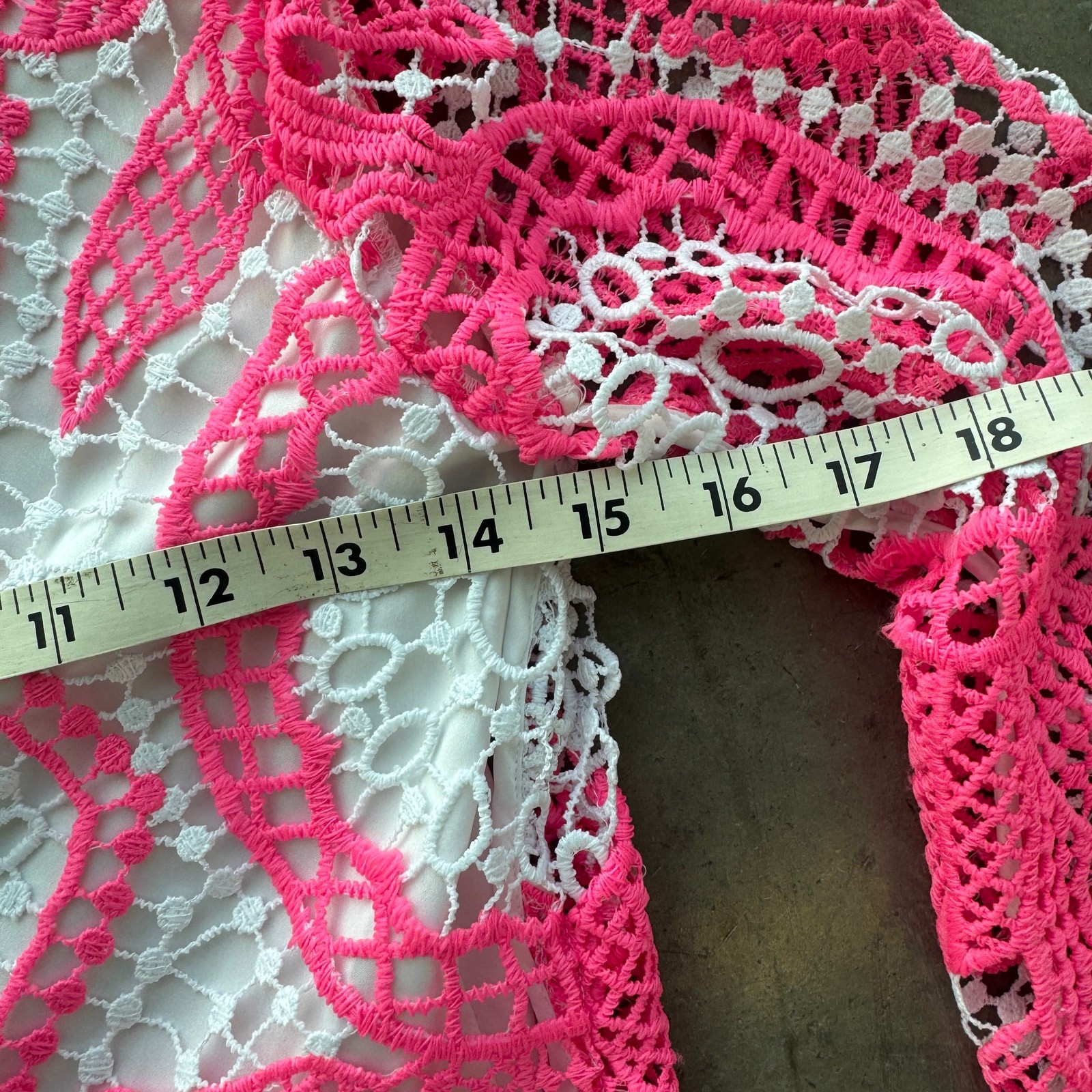 Lilly Pulitzer Lottie Romper Pink Tropics Juice Stand Crochet Flare White Size 0
