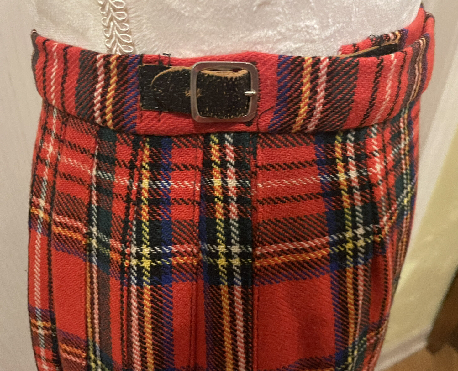 VTG Laird-Portch Skirt 24-26 in Waist Scotland Red Plaid Wool Kilt Pleated Wrap
