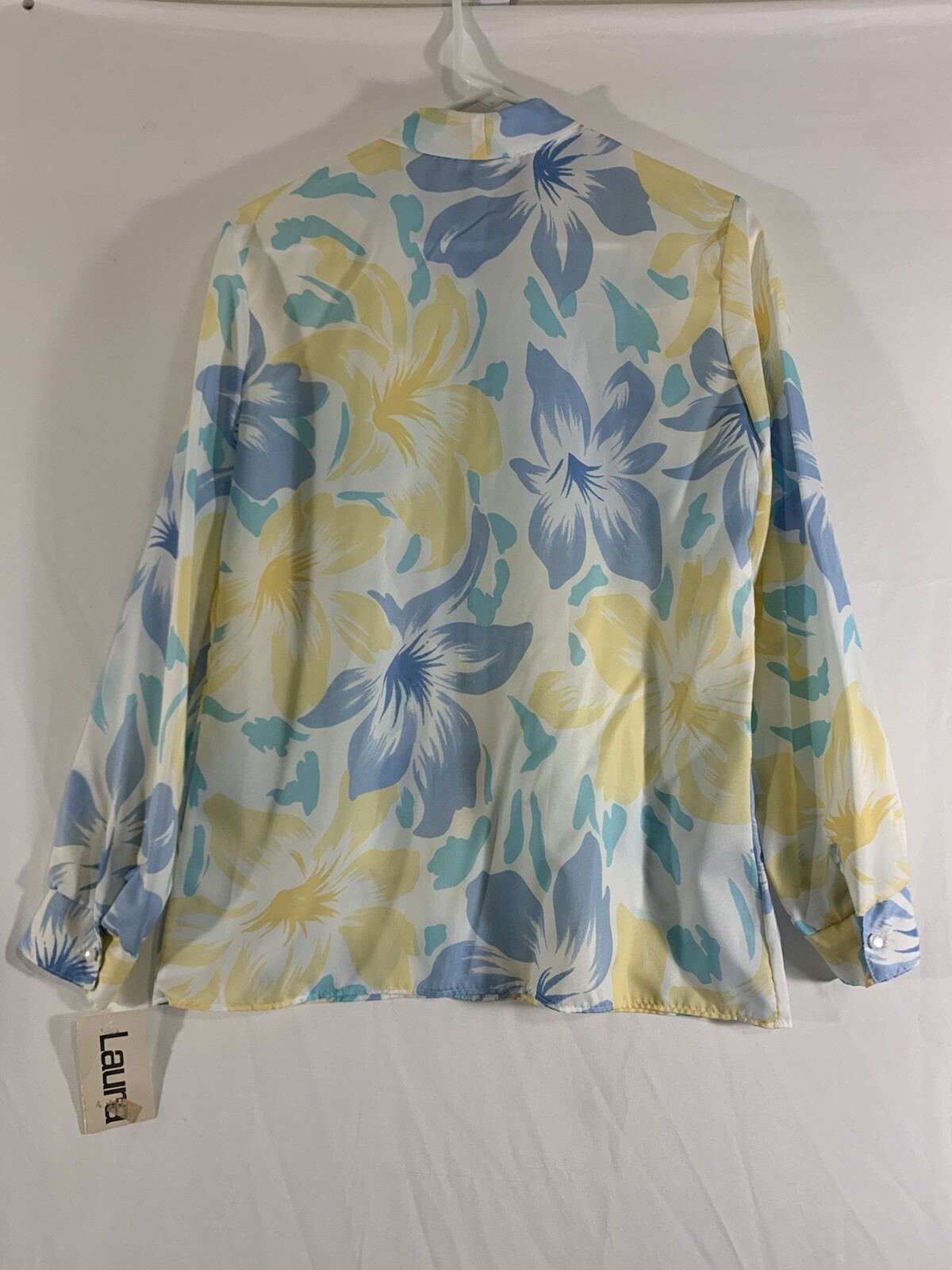 Vintage Laura Mae Woven Polyester Floral Size 12 Office Top Blouse Neck Bow USA