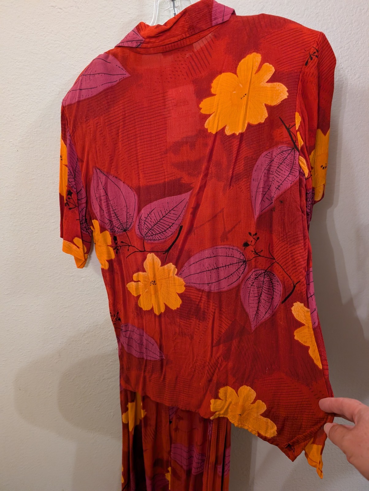 Gorgeous 100% Rayon Slitted Dress With Jacket, Medium Shell Buttons, Vintage NWT